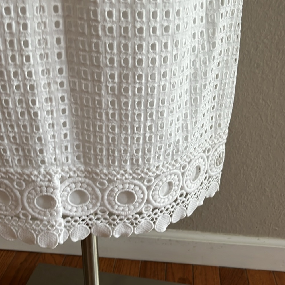 NWT Lilly Pulitzer Jennifer Shift Resort Grid White Eyelet Dress Sz 4 - Picture 9 of 10